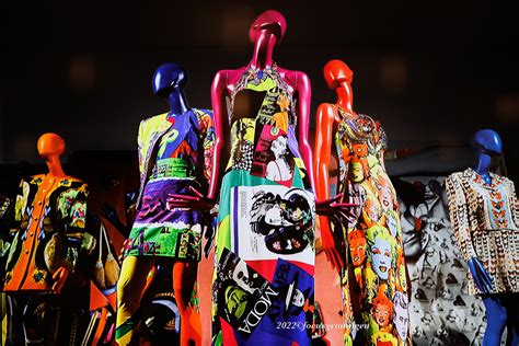 tentoonstelling versace groningen|Gianni Versace Retrospective .